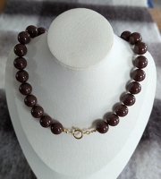 Ketting bold beads 15mm mauve / donker bruin